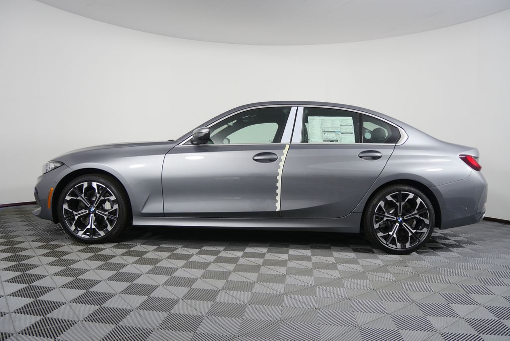 Thumbnail: 2026 BMW 3 Series - 6