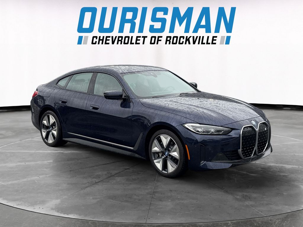 2023 BMW i4 eDrive35's photo