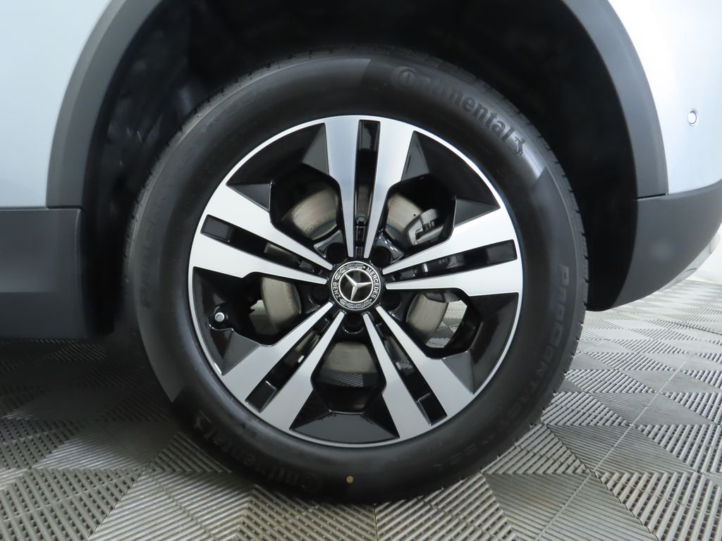 Thumbnail: 2026 Mercedes-Benz GLA - 32