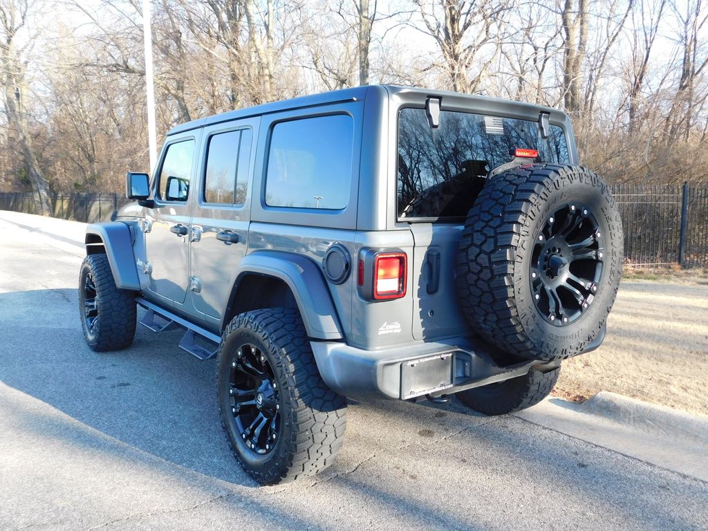 Thumbnail: 2018 Jeep Wrangler - 3