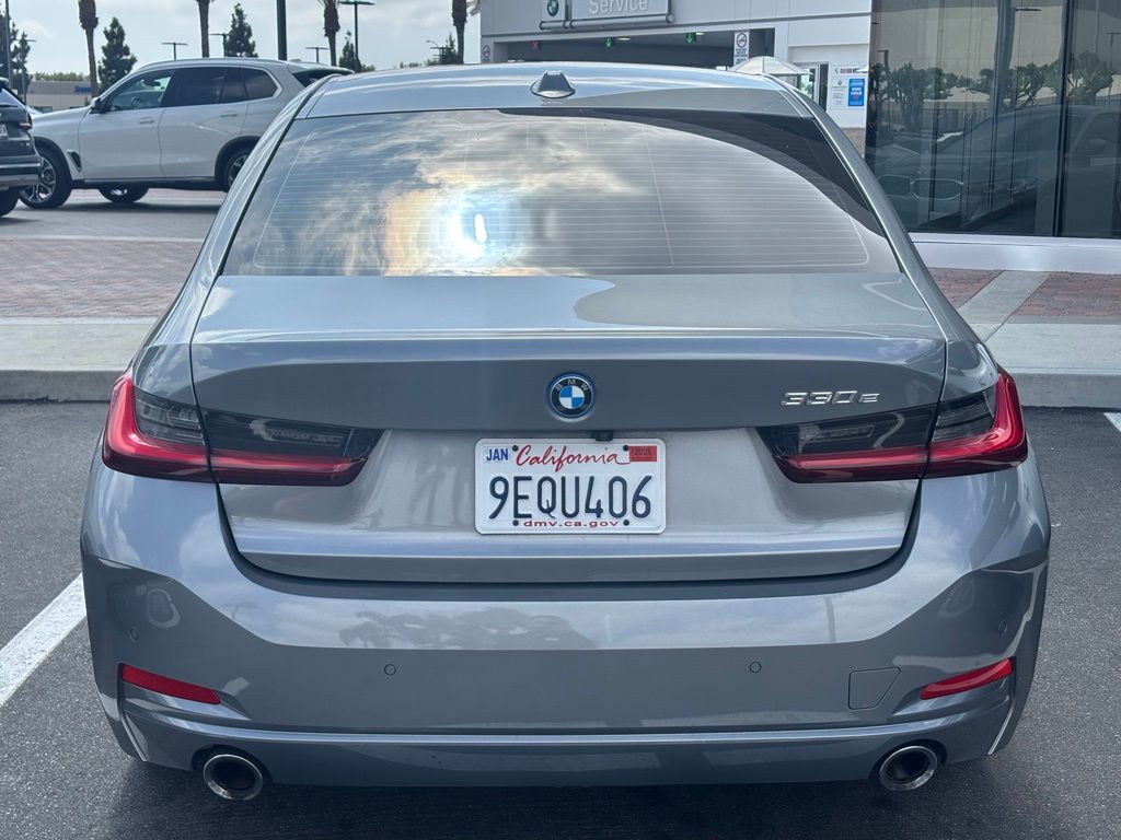 Thumbnail: 2023 BMW 3 Series - 6