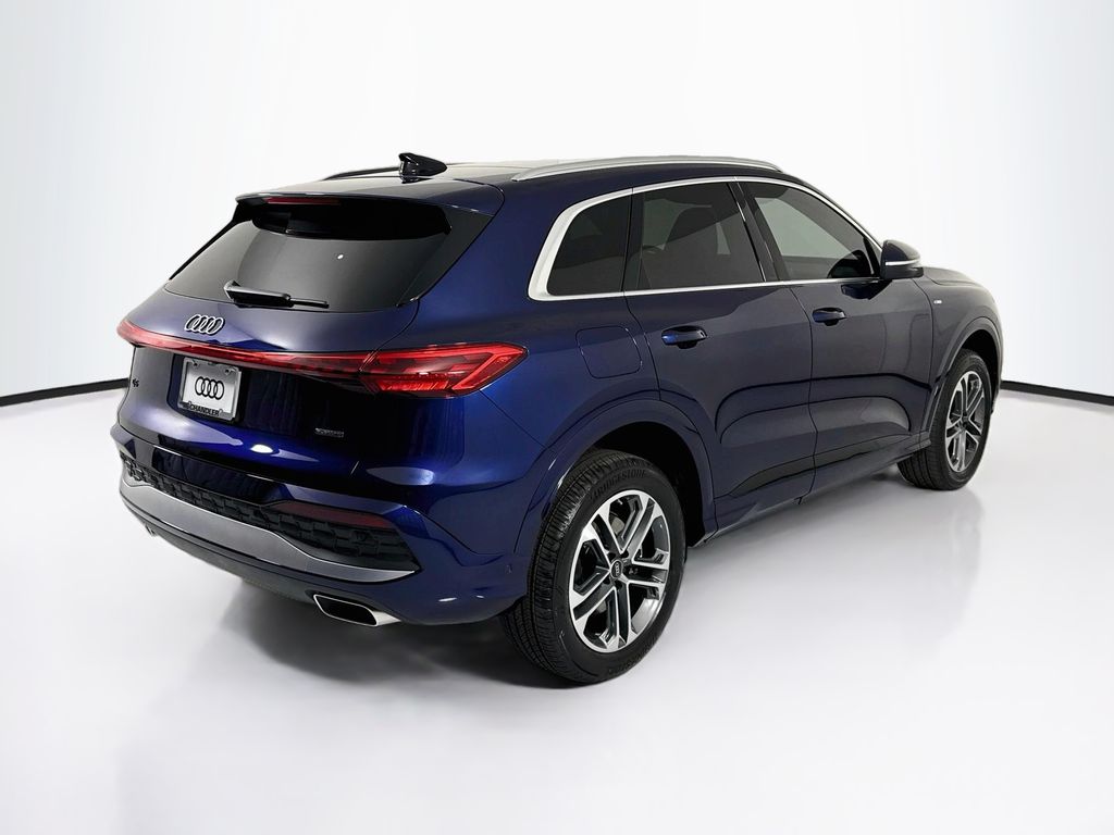 Thumbnail: 2026 Audi Q5 - 5