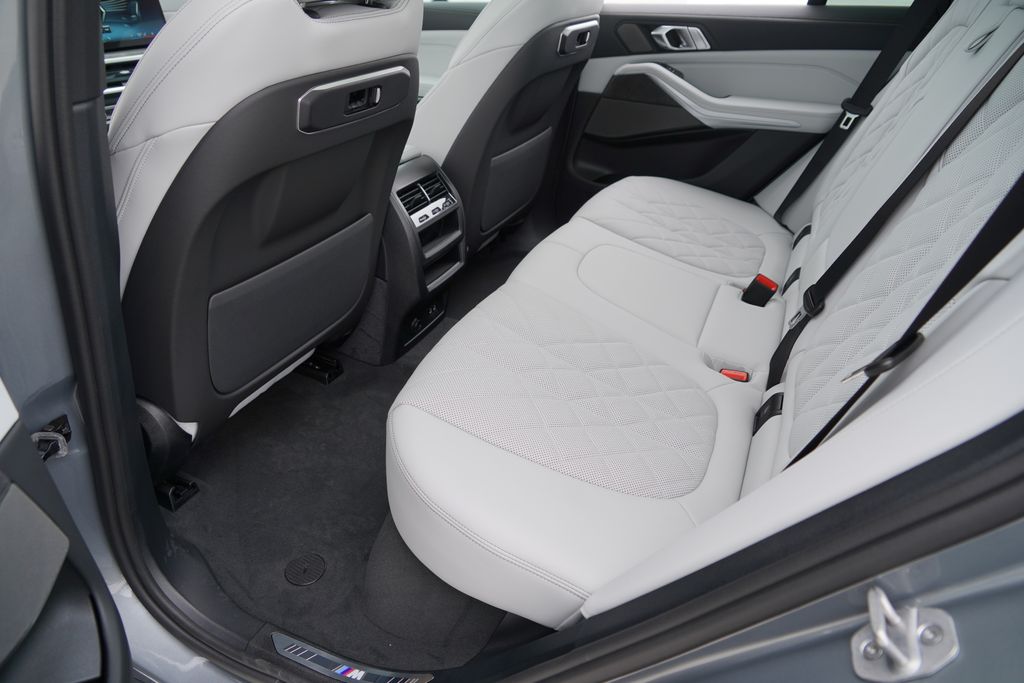 Thumbnail: 2026 BMW X5 - 18