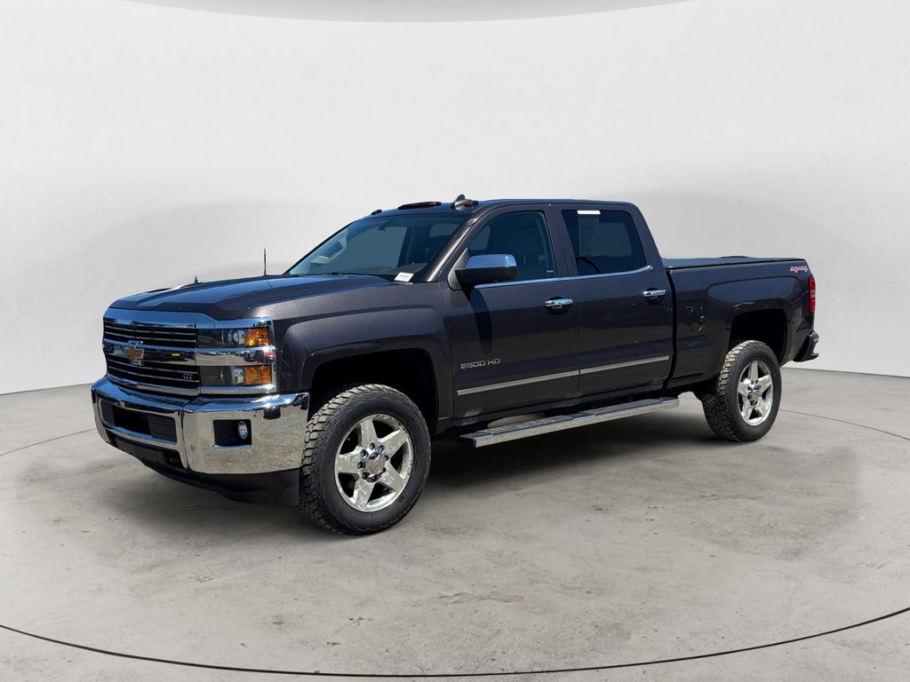  2015 Chevrolet Silverado 2500HD LTZ Crew Cab 4WD   