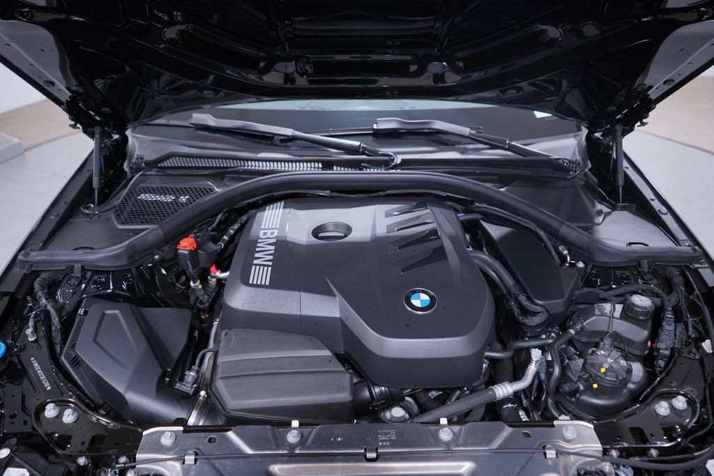 Thumbnail: 2025 BMW 3 Series - 24