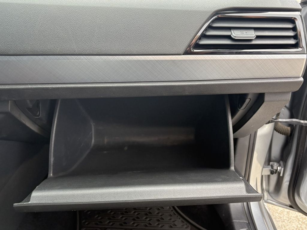 2022 Volkswagen Jetta 1.5T SE