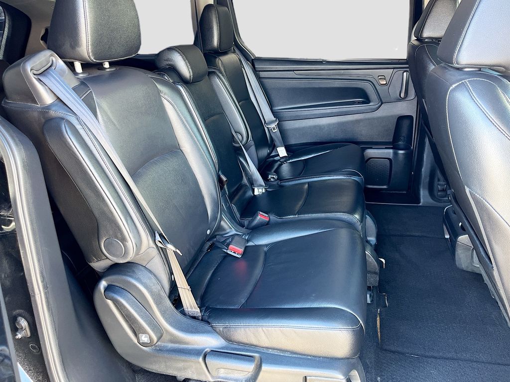 Used 2024 Black Honda EX-L image 28