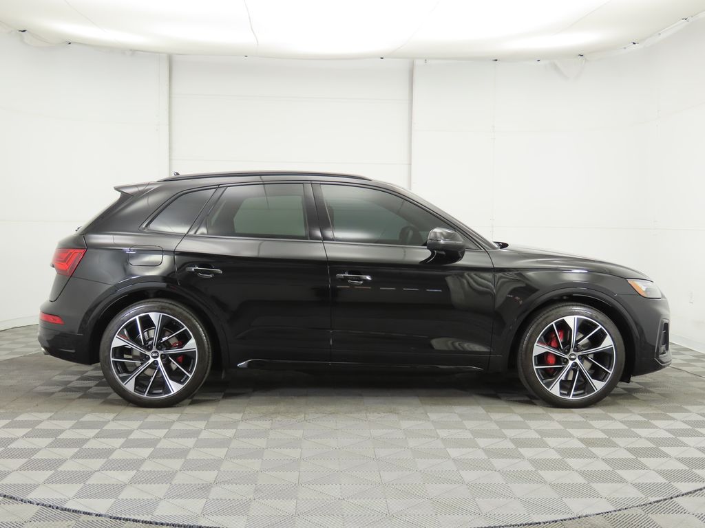 2022 Audi SQ5 Premium Plus 4
