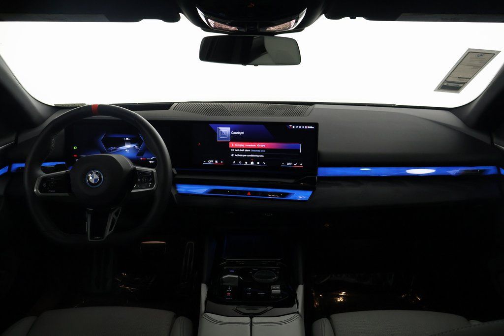 Thumbnail: 2024 BMW i5 - 8