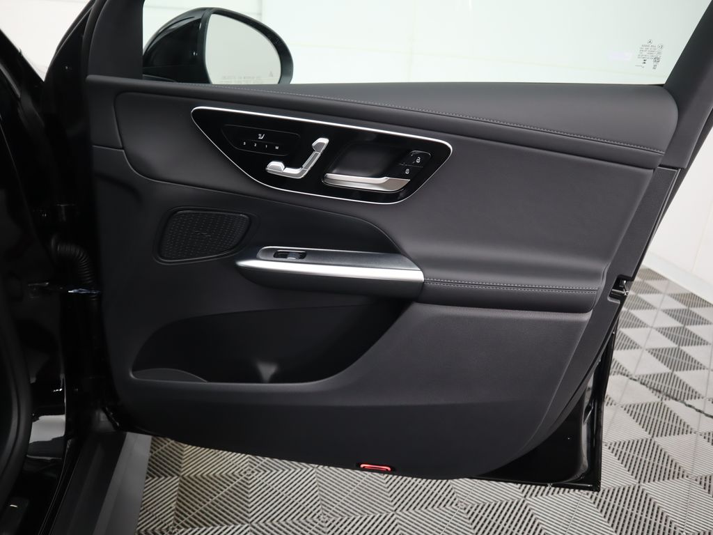 Thumbnail: 2026 Mercedes-Benz GLC - 26