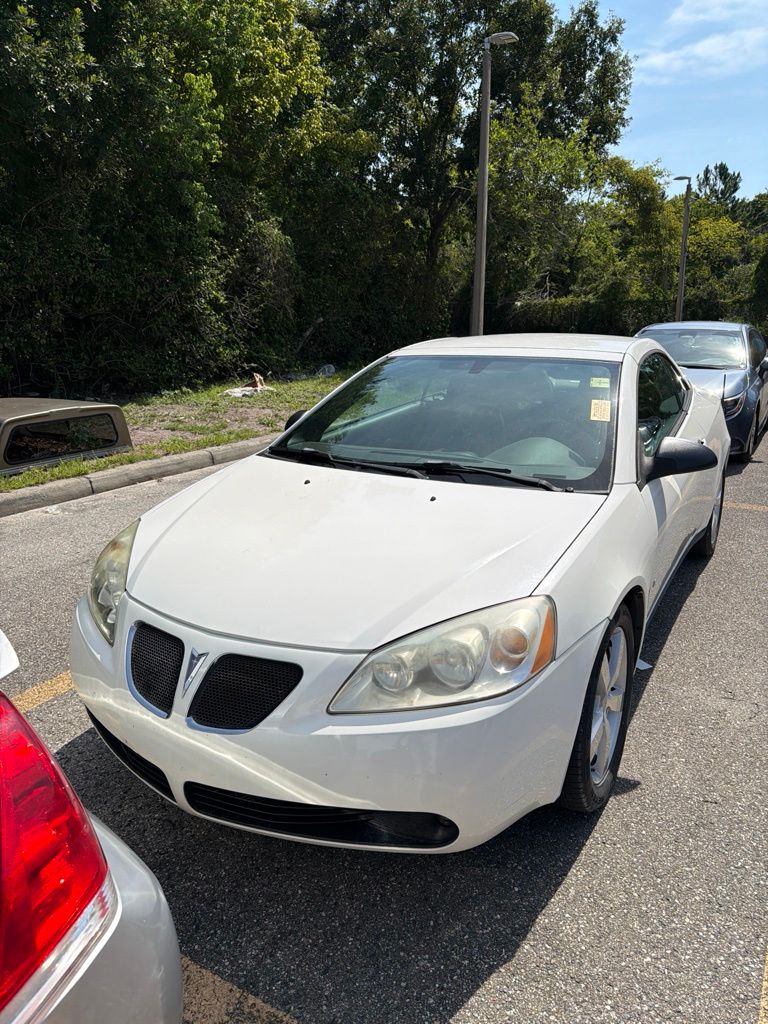 Ivory White 2007 Pontiac G6 Sedan Front-Wheel Drive 4-Speed Automatic
