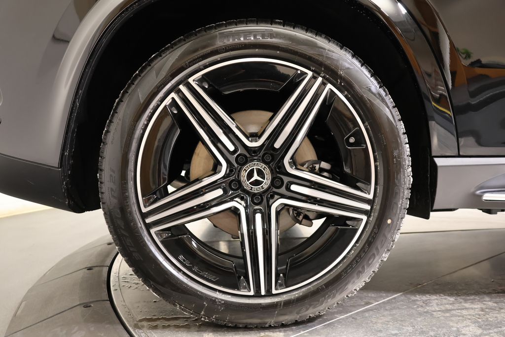 Thumbnail: 2026 Mercedes-Benz GLE - 13