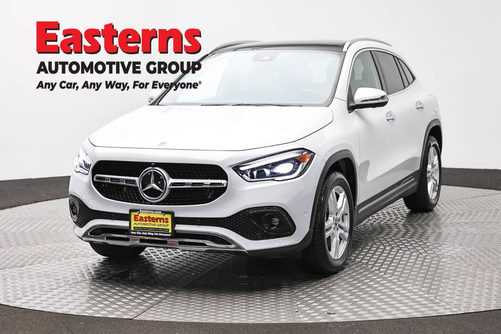 White 2022 Mercedes-Benz GLA 250 4MATIC SUV / Crossover All-Wheel Drive 8-Speed Dual Clutch