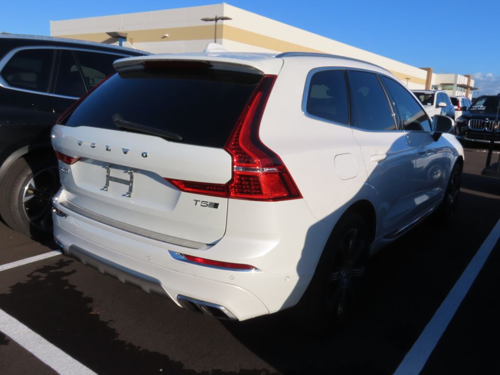 Thumbnail: 2019 Volvo XC60 - 4