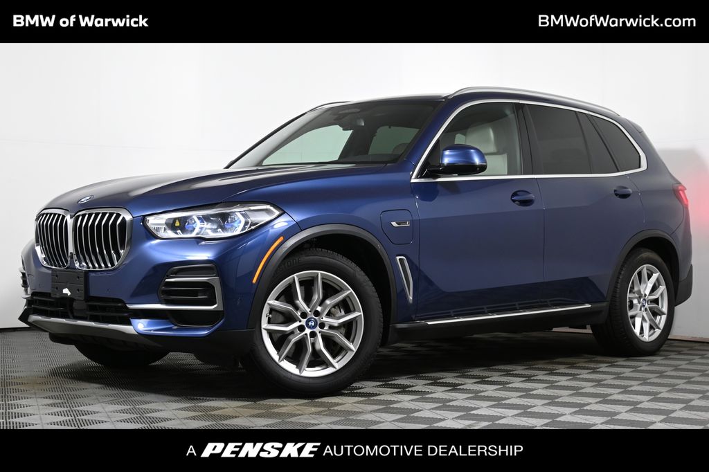Thumbnail: 2022 BMW X5 - 1