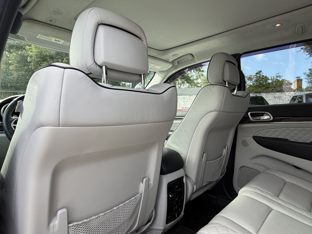 used 2020 Jeep Grand Cherokee car, priced at $24,993