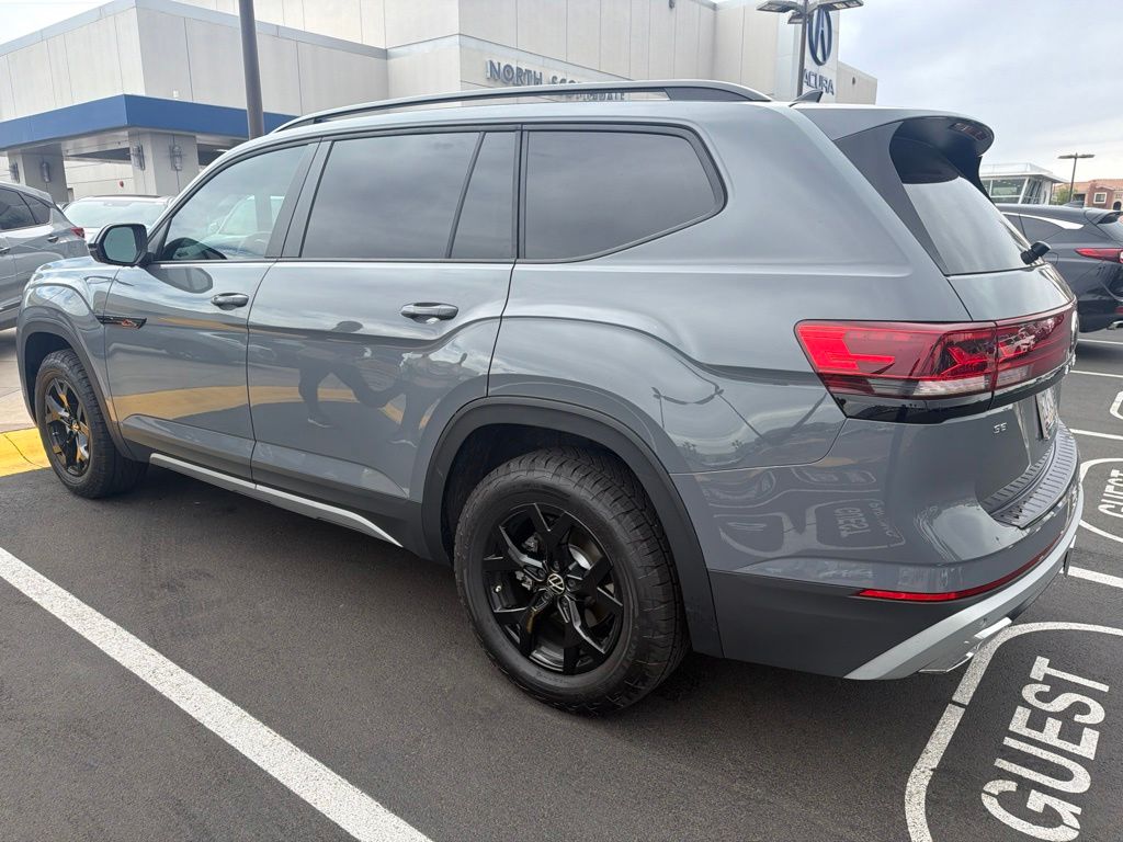 Thumbnail: 2025 Volkswagen Atlas - 3
