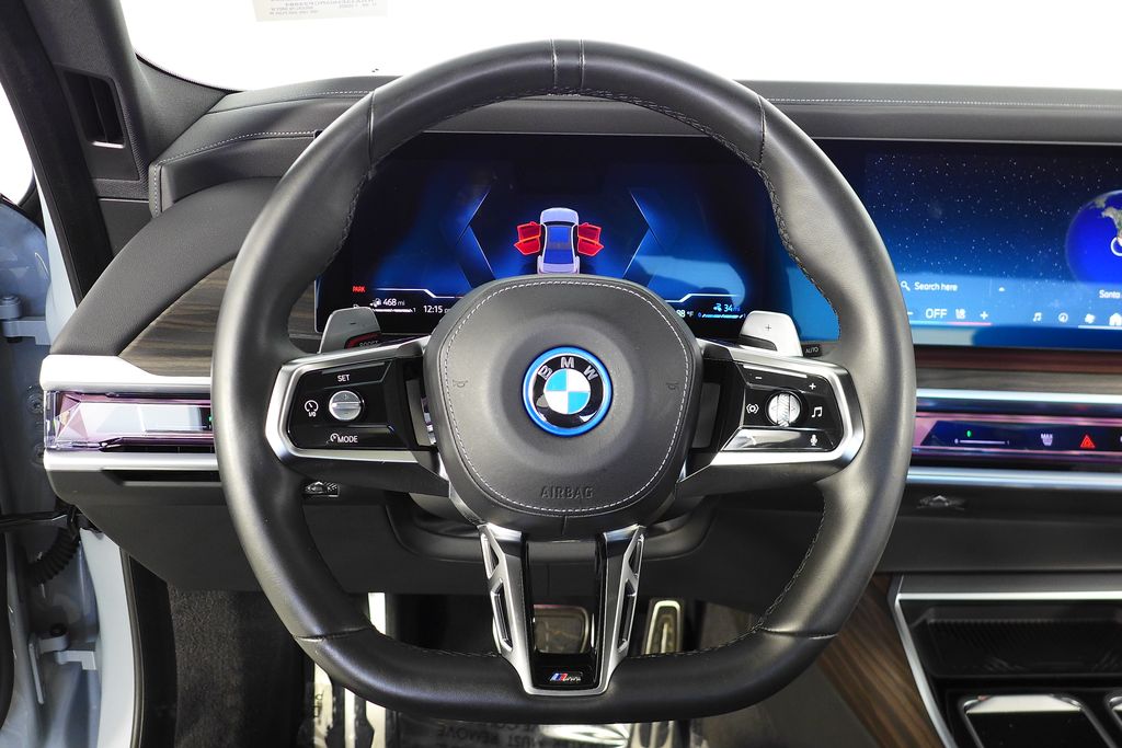 Thumbnail: 2024 BMW 7 Series - 26