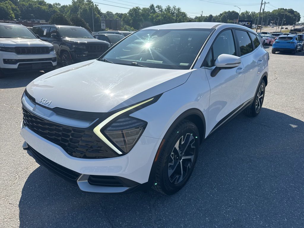 2024 Kia Sportage 2.5 EX AT's photo