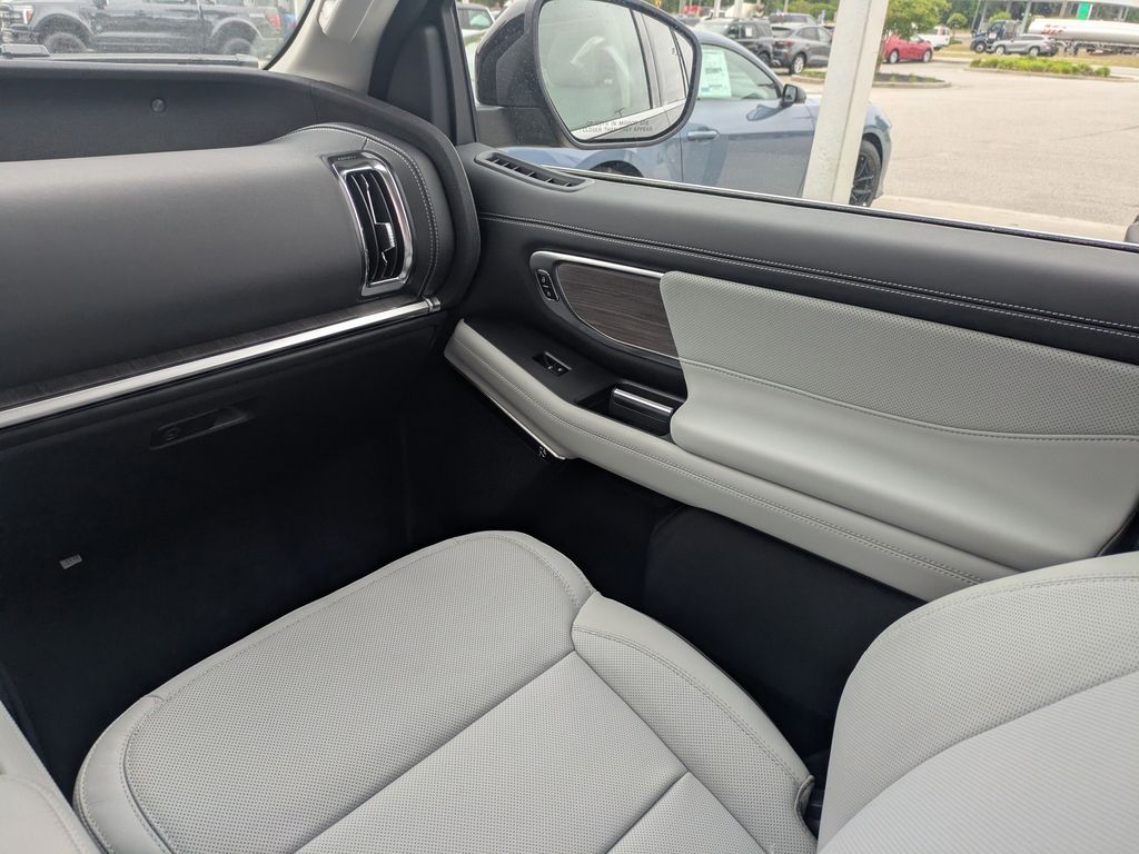 2026 Ford Expedition Max Platinum MAX