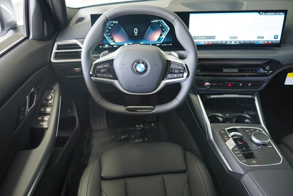 Thumbnail: 2026 BMW 3 Series - 15