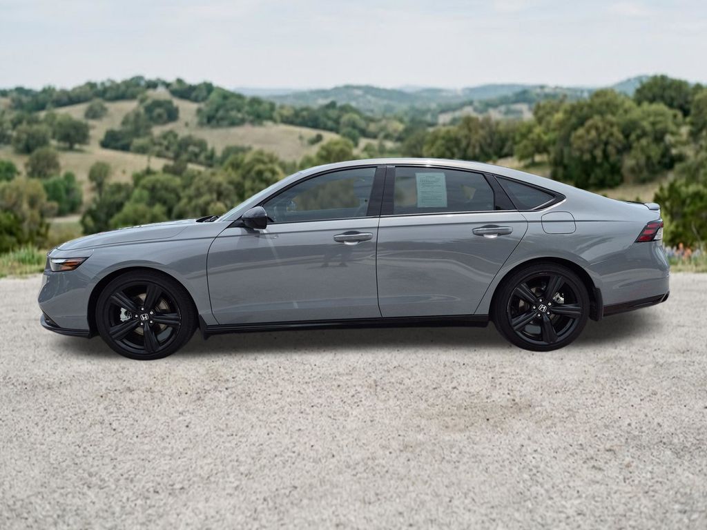 Used 2025 Gray Honda Sport-L image 5
