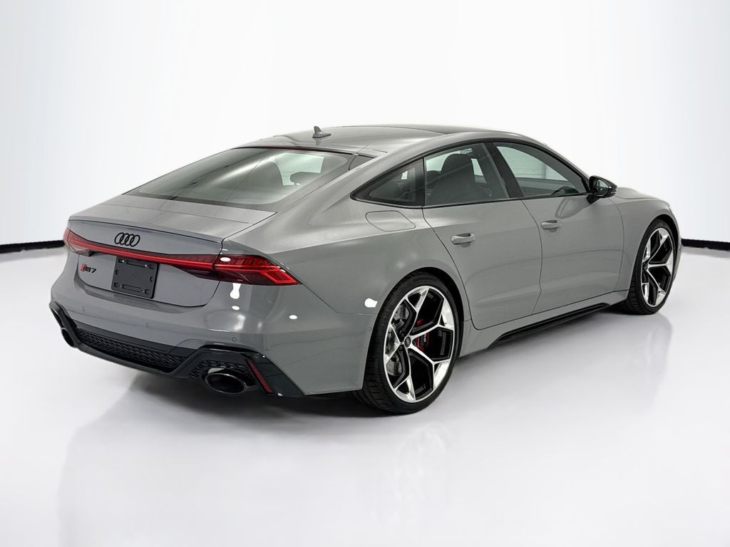 Thumbnail: 2026 Audi RS 7 - 5
