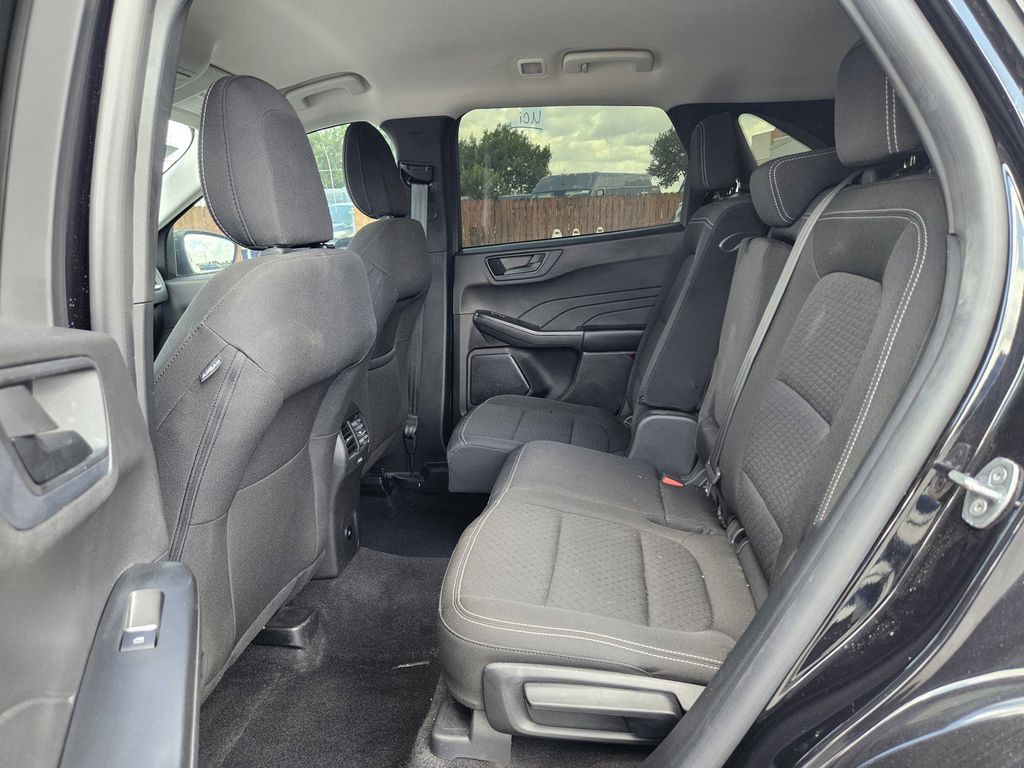 Used Car 2024 Ford Escape  Active For Sale Under $25,000 In San Marcos, Texas