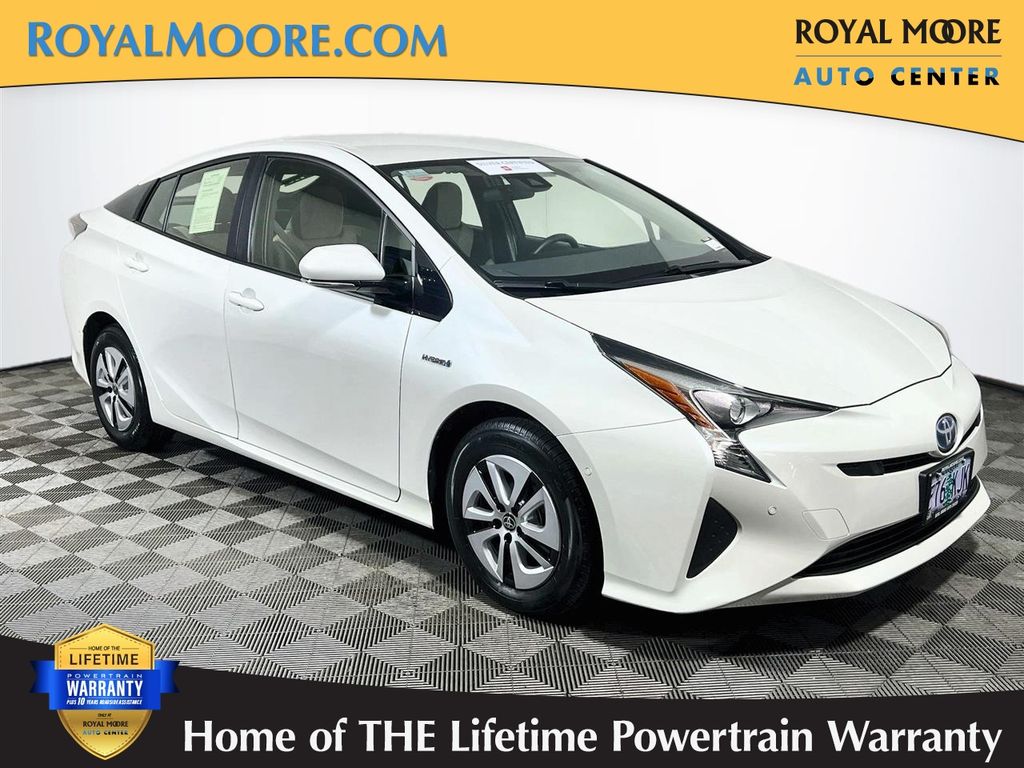 2017 Toyota Prius Two FWD
