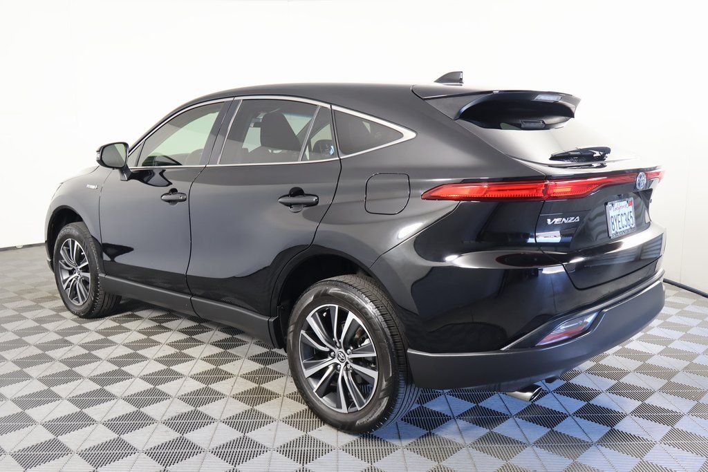 Thumbnail: 2021 Toyota Venza - 6