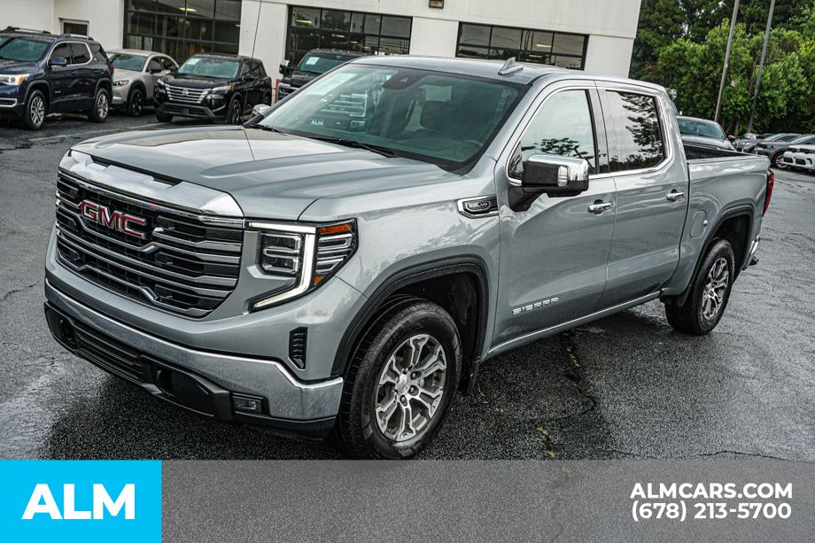 Used 2025 Silver GMC SLT image 14
