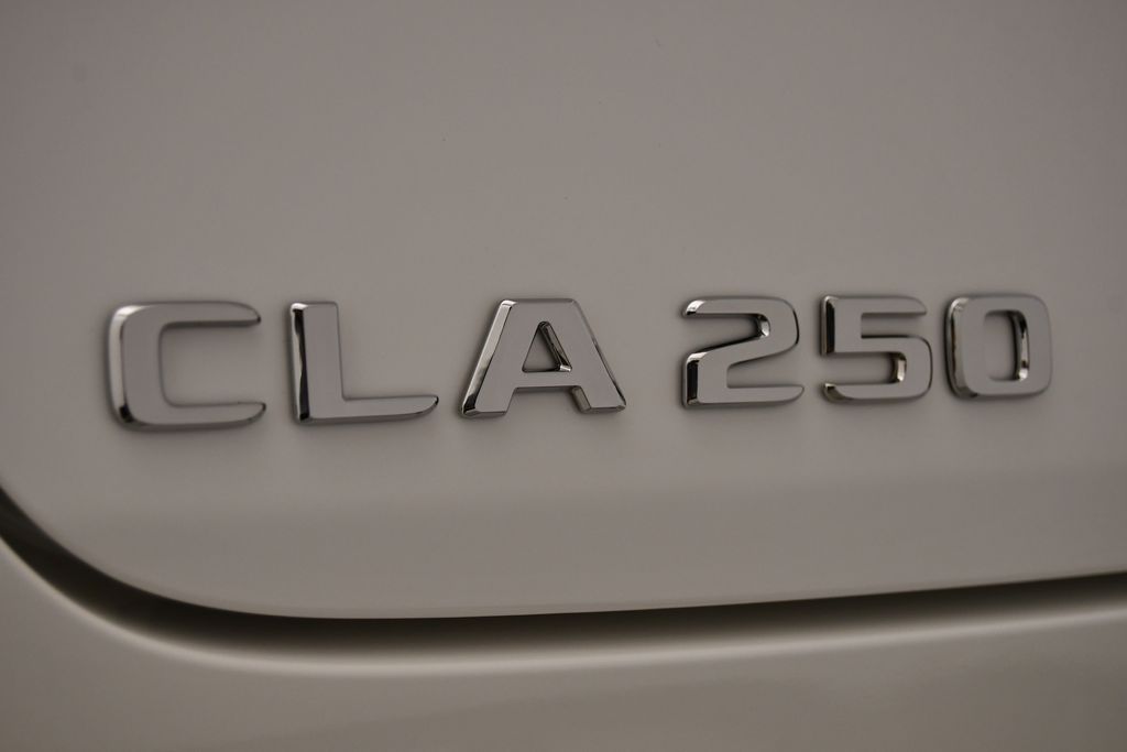 2025 Mercedes-Benz CLA 250 9