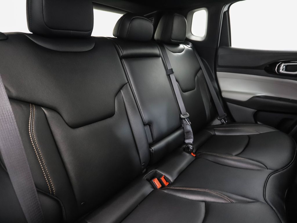 Thumbnail: 2024 Jeep Compass - 28