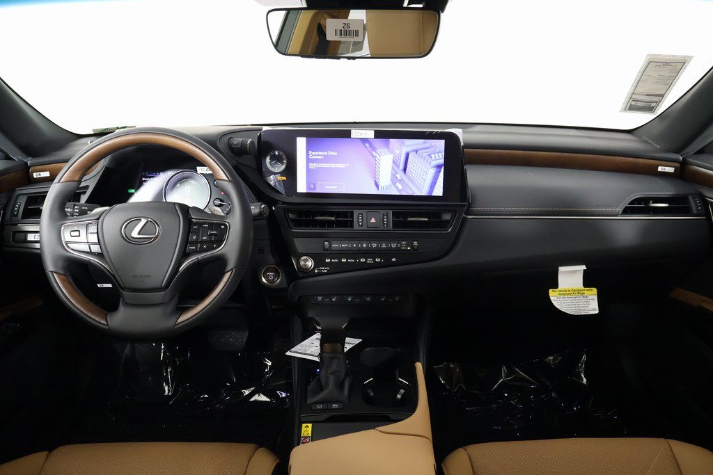 2025 Lexus ES Hybrid 300h Luxury 4