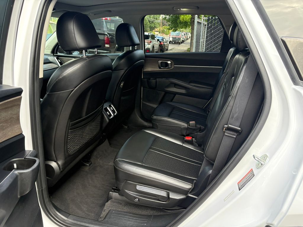 2023 Kia Sorento X-Line EX