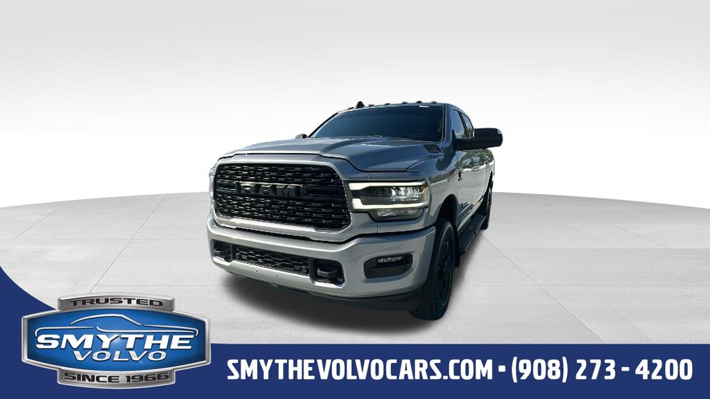 Billet Silver Metallic Clearcoat 2022 RAM 2500 Big Horn Crew Cab 4WD Pickup Truck Four-Wheel Drive 6-Speed Automatic
