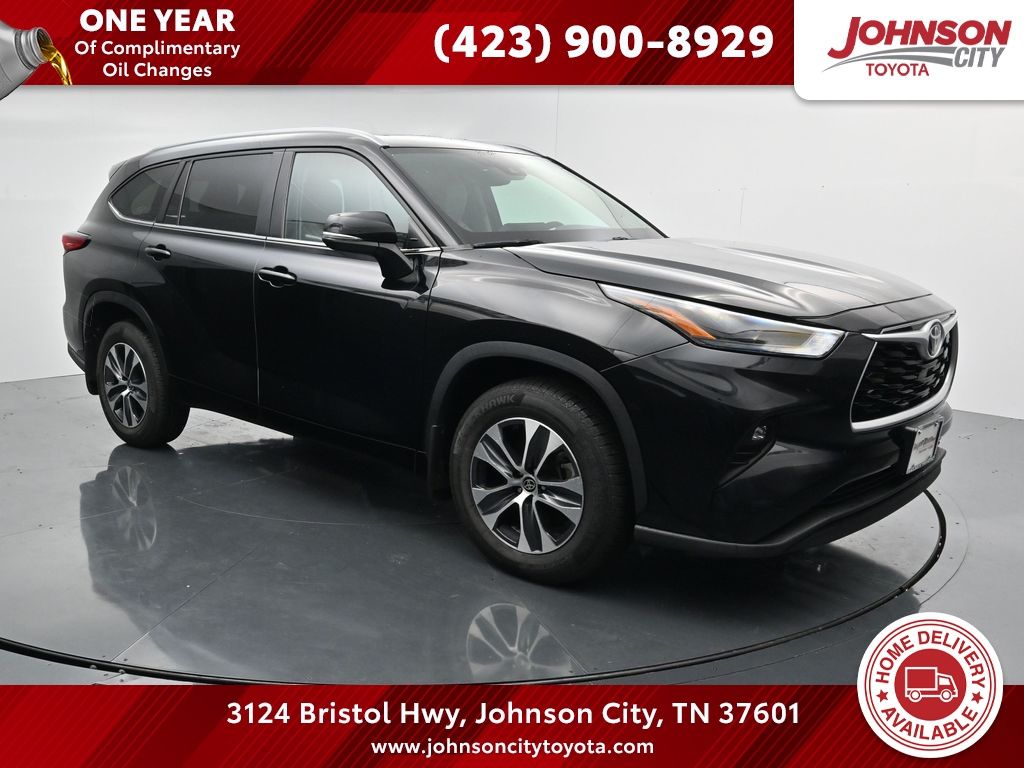 Midnight Black Metallic 2023 Toyota Highlander SUV / Crossover All-Wheel Drive 8-Speed Automatic