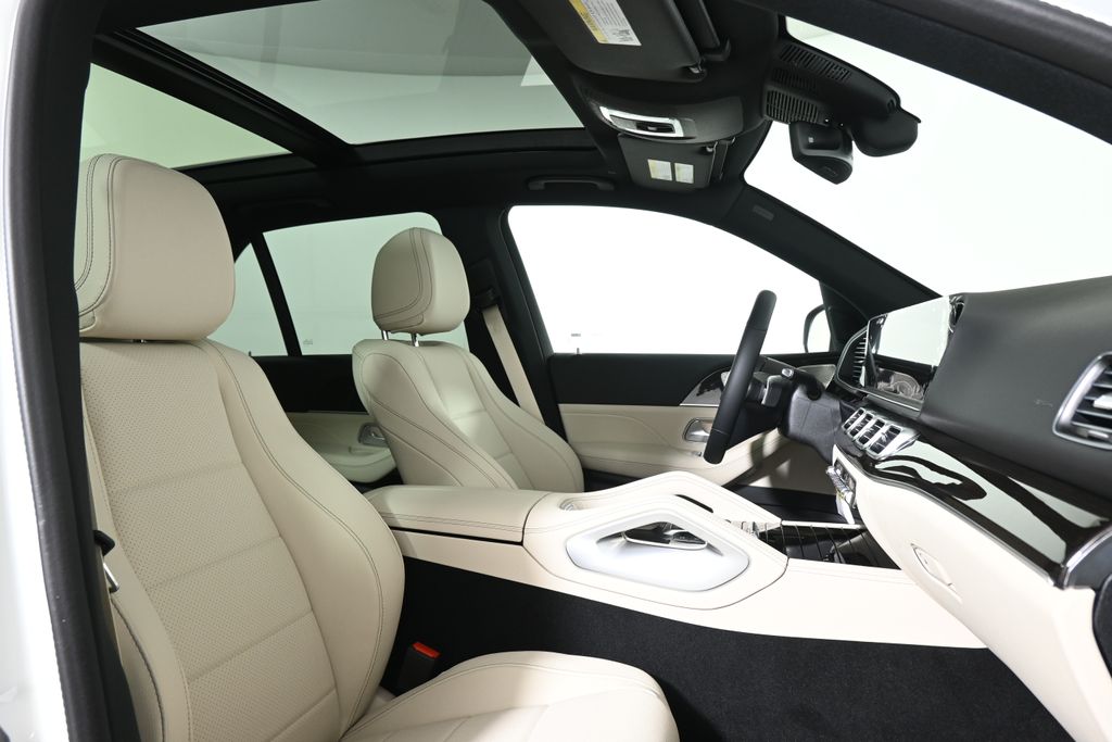 Thumbnail: 2026 Mercedes-Benz GLE - 21