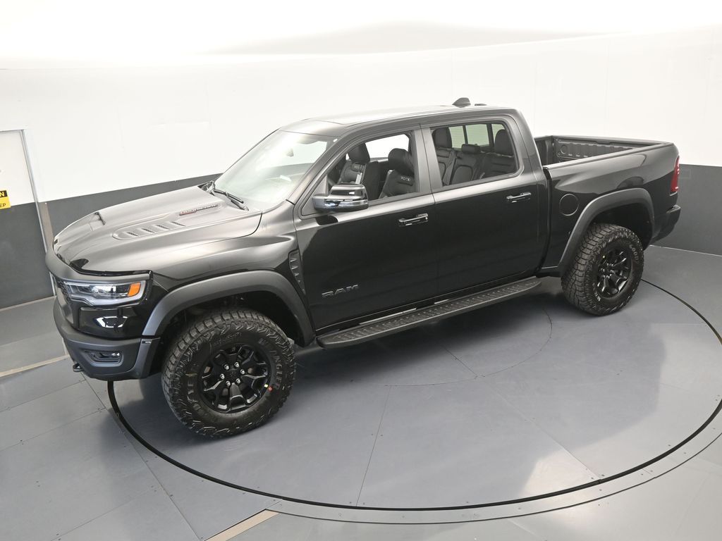 New 2026 Diamond Black Crystal Pearlcoat Ram RHO image 52