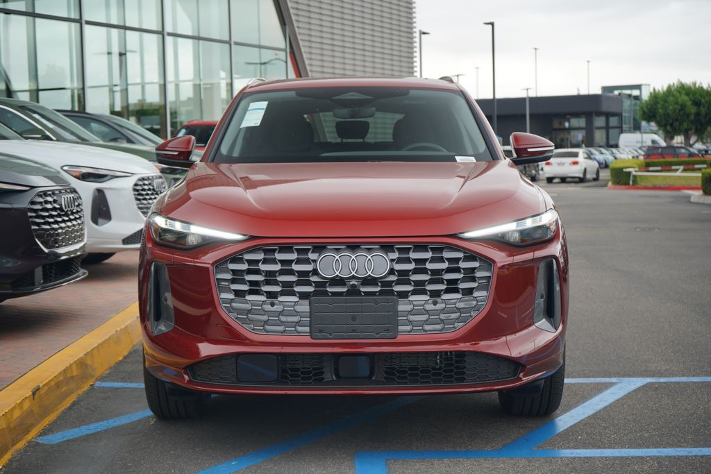 Thumbnail: 2025 Audi Q5 - 5