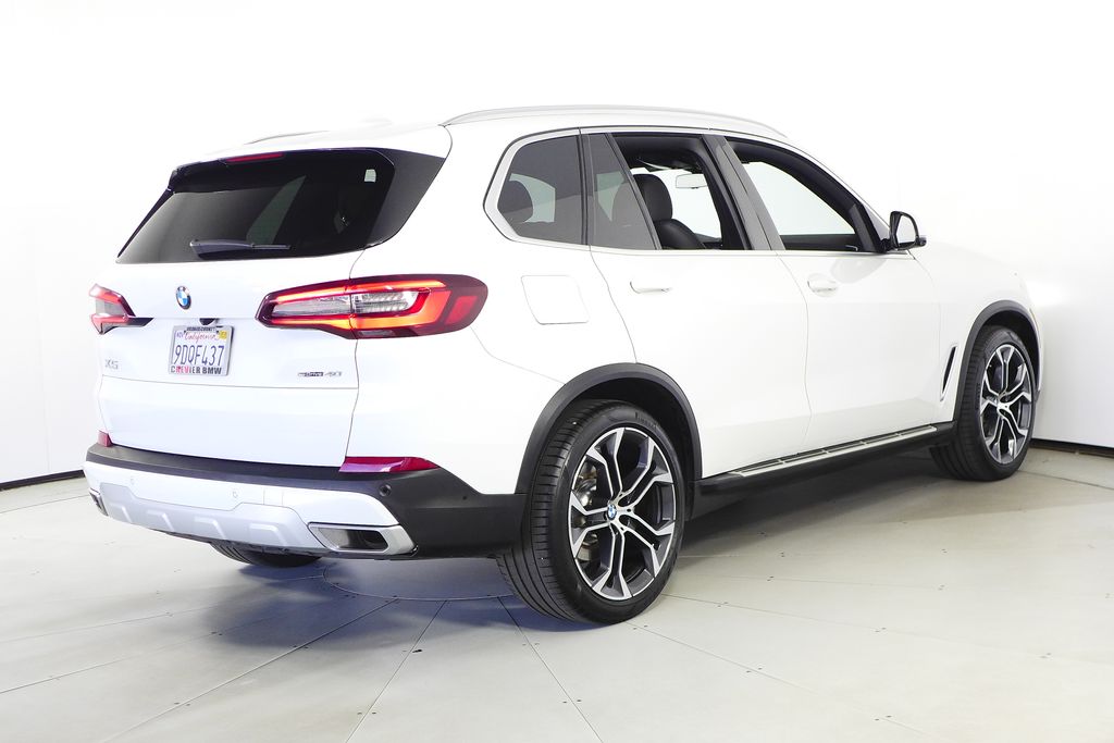 Thumbnail: 2023 BMW X5 - 7