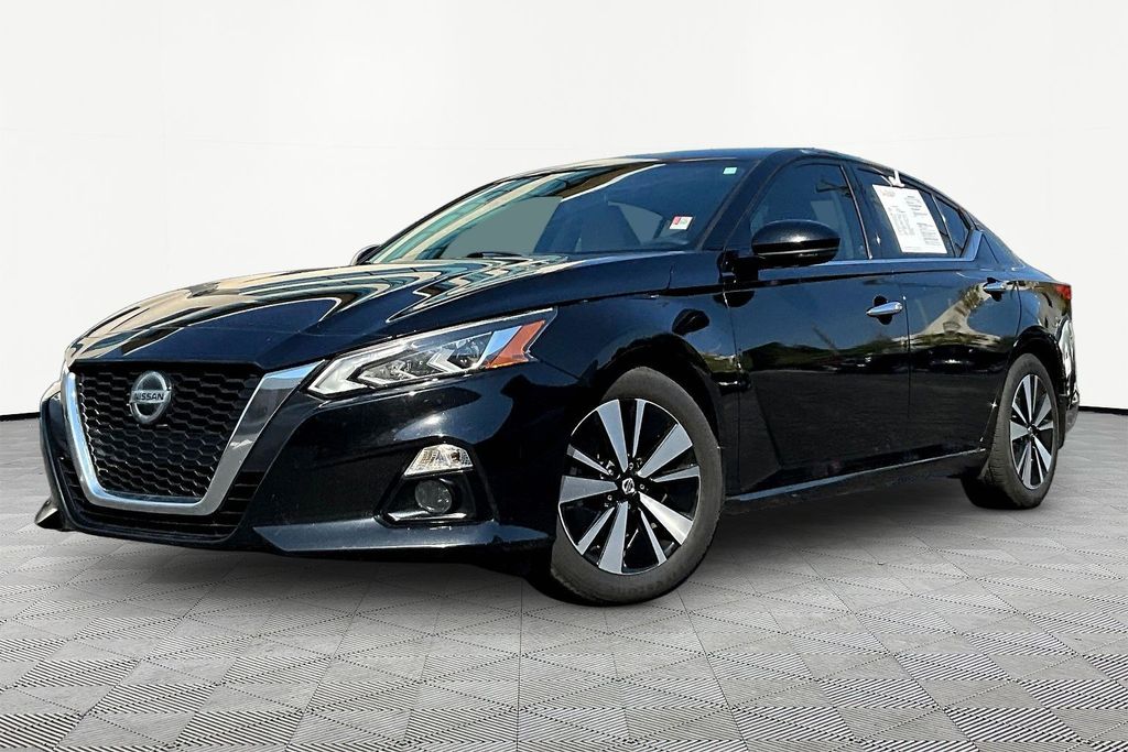 2022 Nissan Altima 2.5 SL FWD