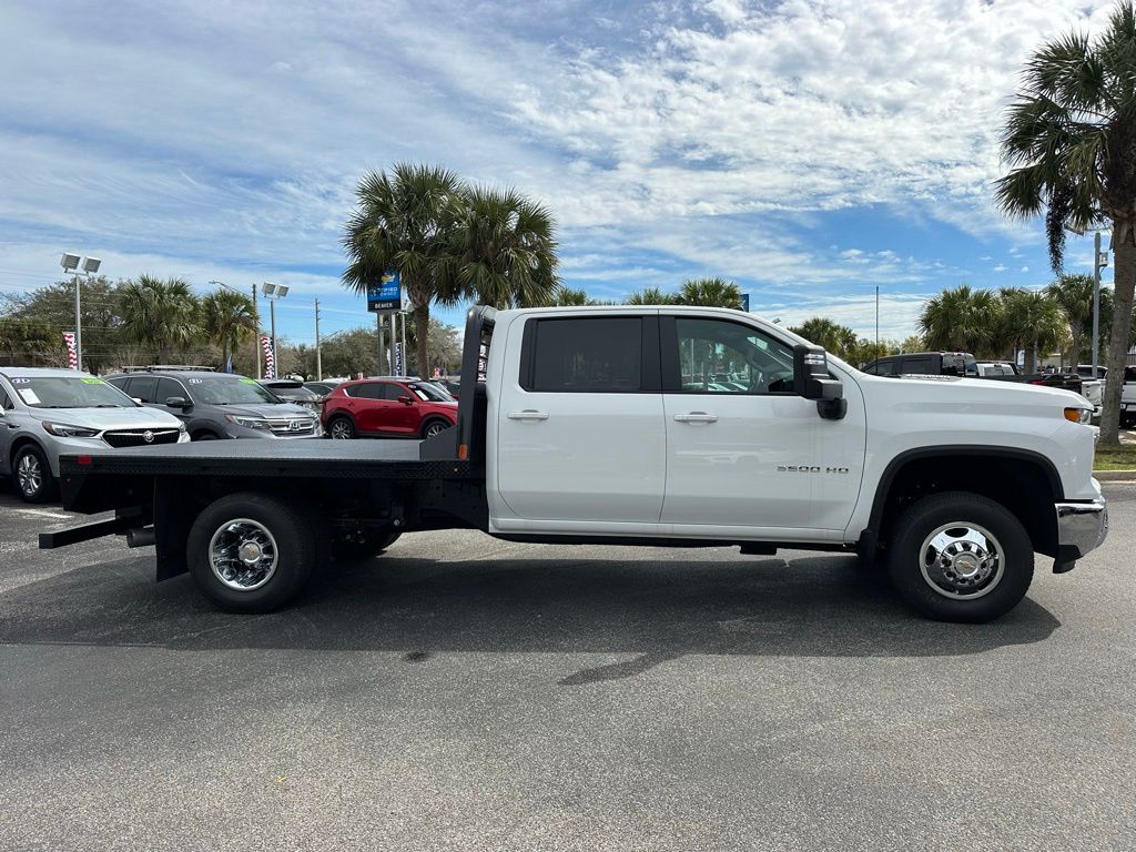 2024 Chevrolet Silverado 3500HD LT 9