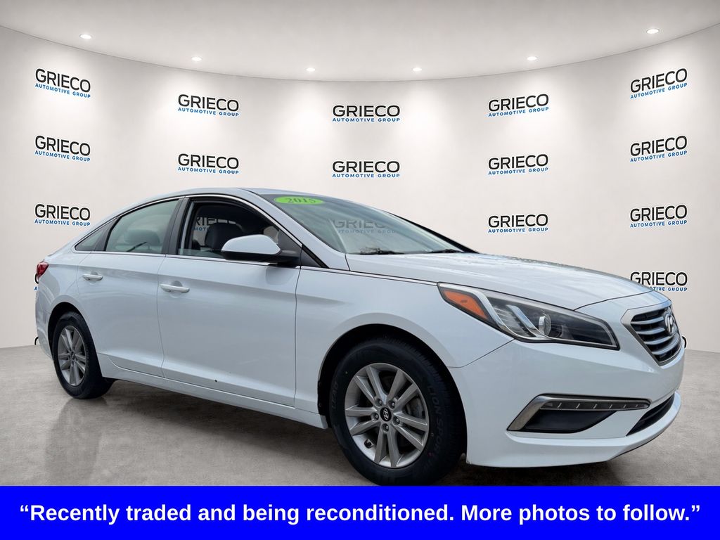 Quartz White Pearl 2015 Hyundai Sonata Sedan Front-Wheel Drive 6-Speed Automatic