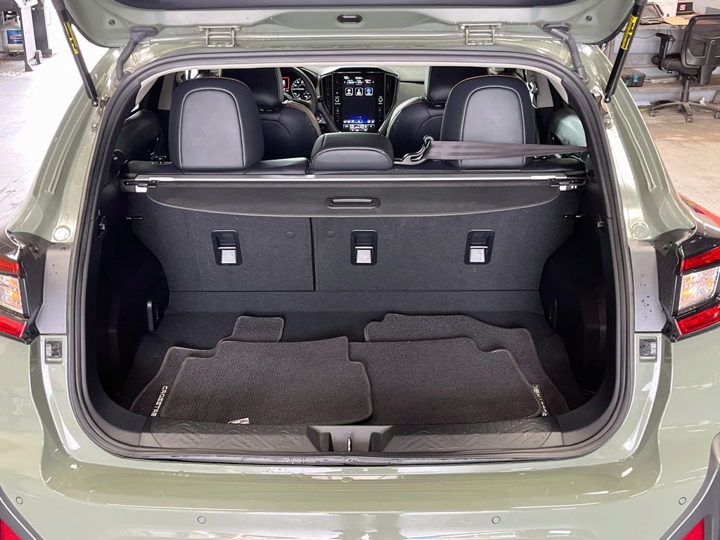 Used 2024 Alpine Green Subaru Limited image 26