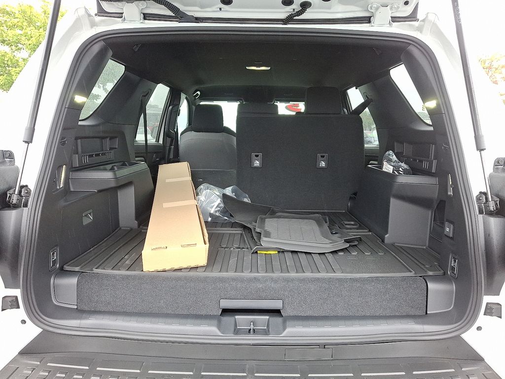 Thumbnail: 2025 Toyota 4Runner - 28