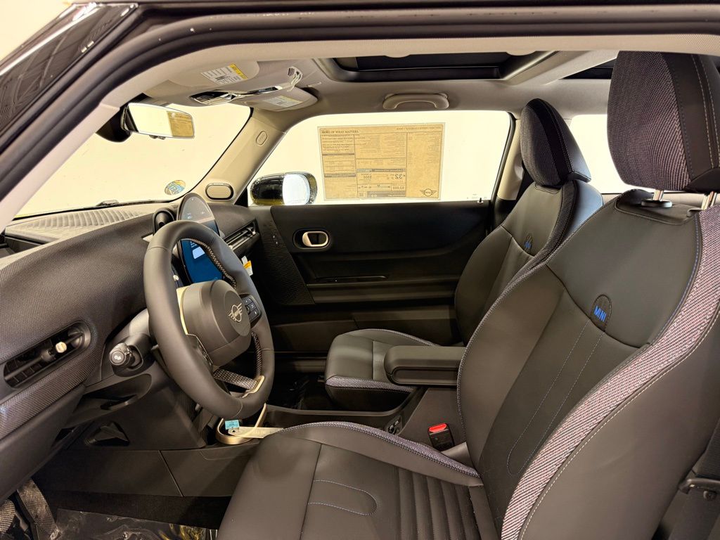 Thumbnail: 2025 MINI Cooper - 12