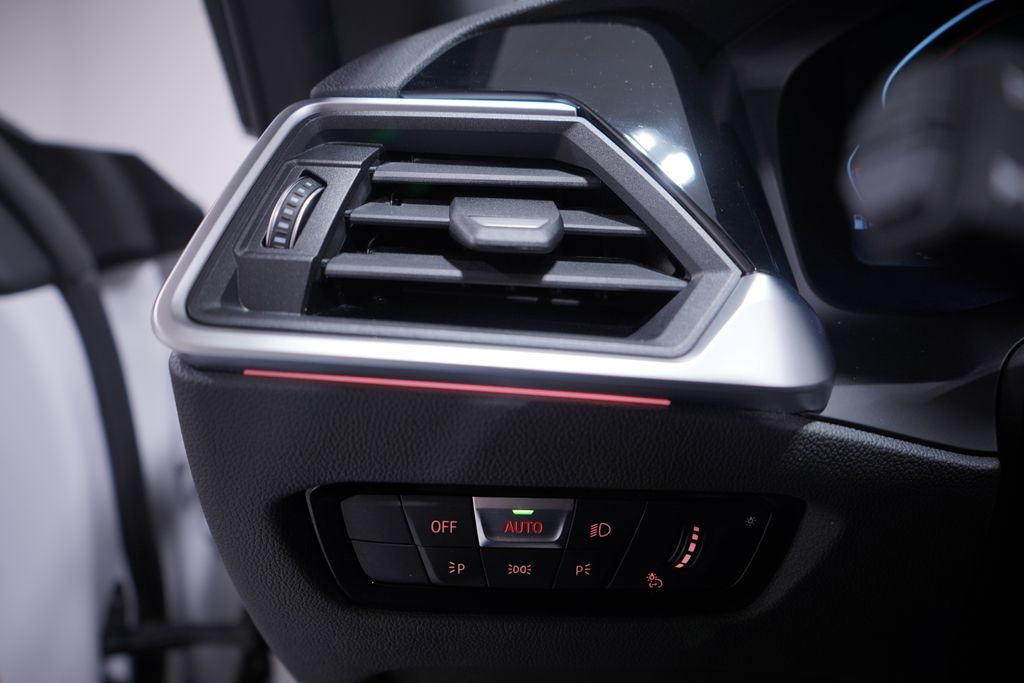 Thumbnail: 2023 BMW 4 Series - 21