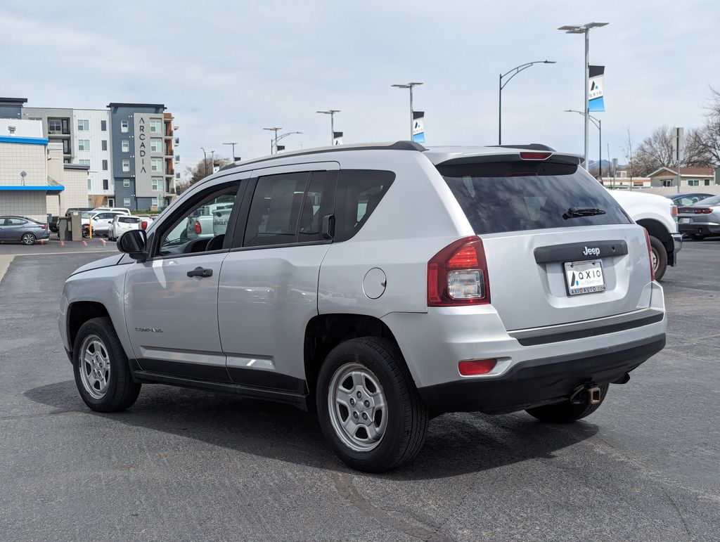 2014 Jeep Compass Sport 8