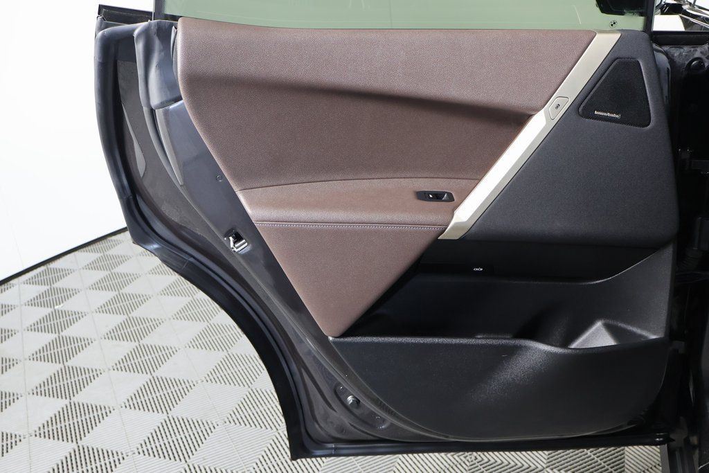 Thumbnail: 2023 BMW iX - 13